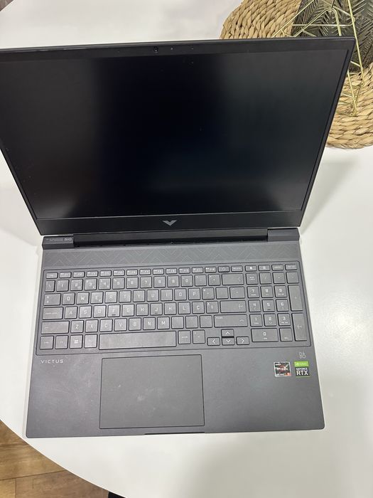 pc gamer Ryzen 5 5600h RTX 3050 8GB RAM 450GB