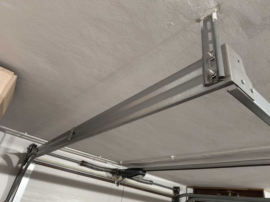 Sprzedam bramę garażową segmentową Wiśniowski 2500x2200