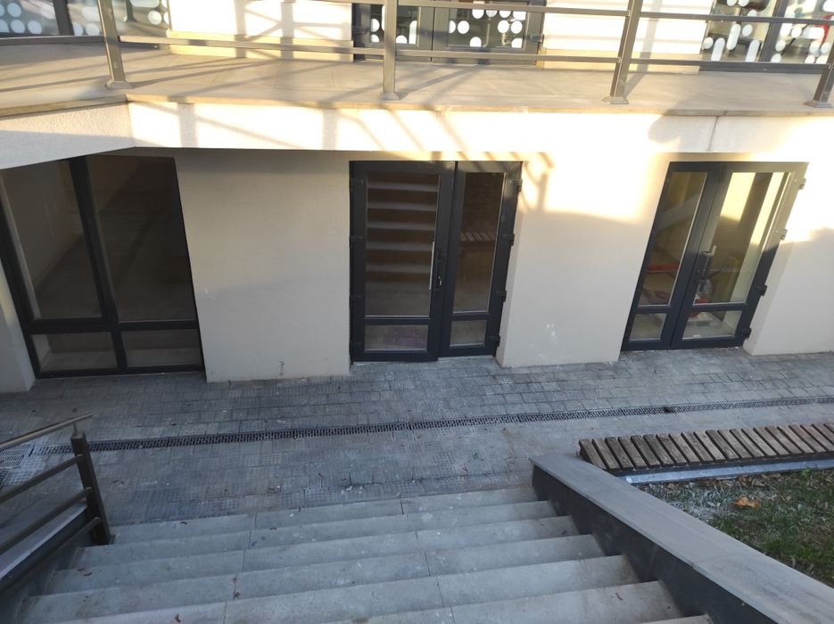 Оренда Продаж приміщення в новобудові