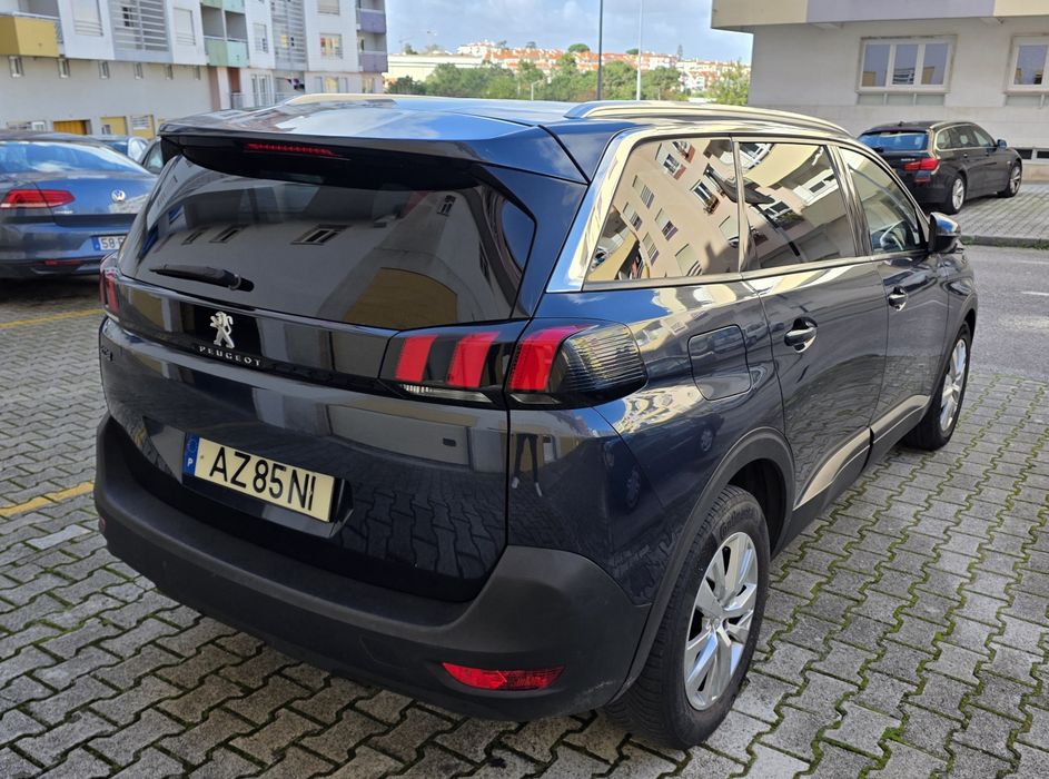 Peugeot 5008 Diesel - Automática - 7 Lugares - 2019