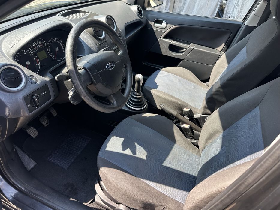 Ford fiesta 1.25