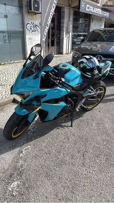 Honda CBR650R 2024 35kw(deslimitada)