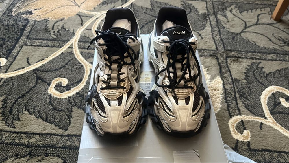 Balenciaga Track 2 Beige/Black