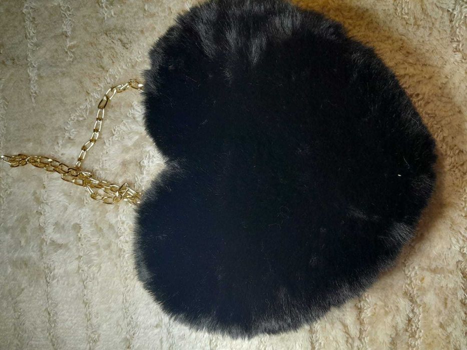 Nowa Futrzana torebka serce Wyprzedaż !! Szybka Wysyłka