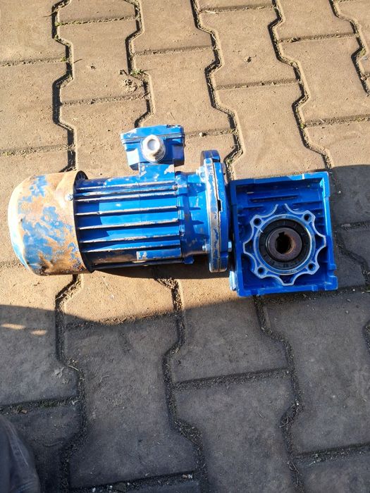 Okazja motoreduktor 0.55kw 93obr naped maszynki do mięsa