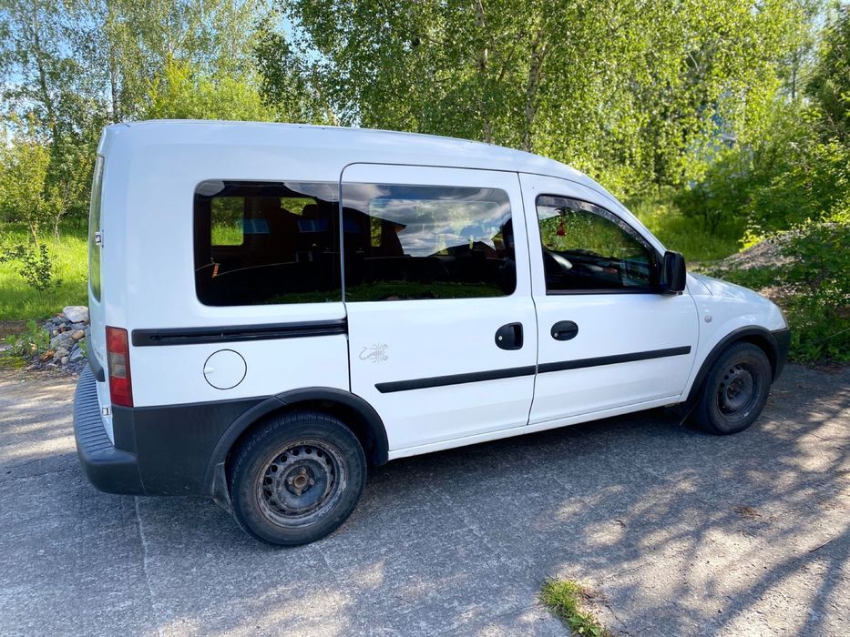 Opel Combo 2009 року