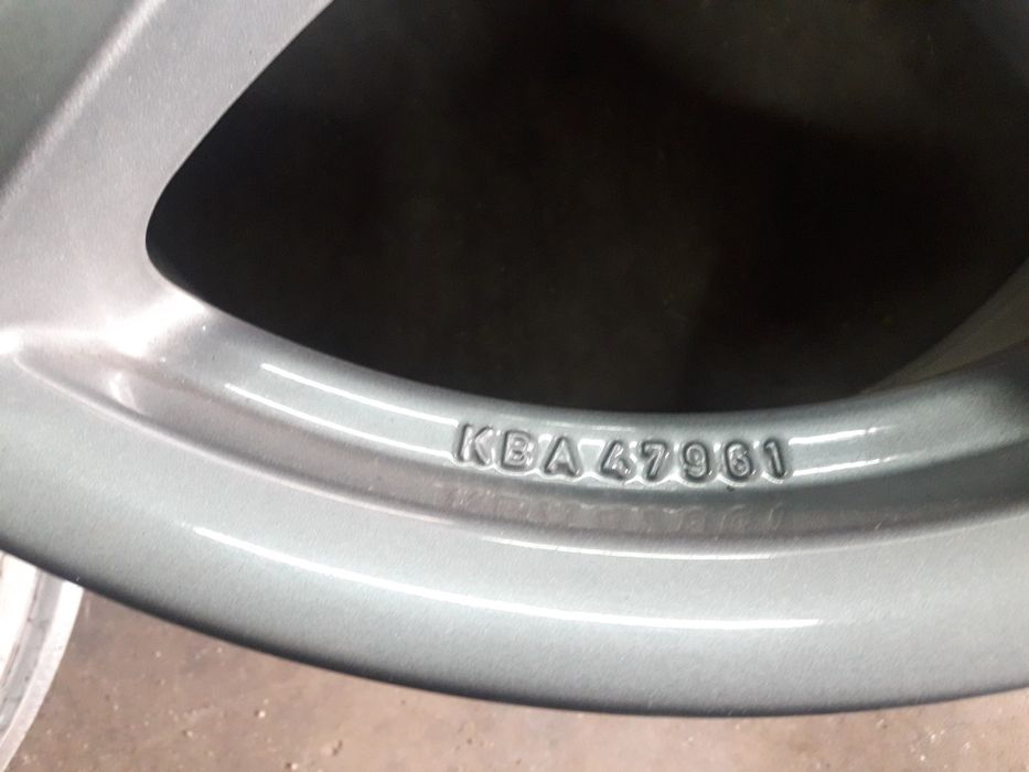 (F02) Felgi 18" 5x130 ET 52 8j