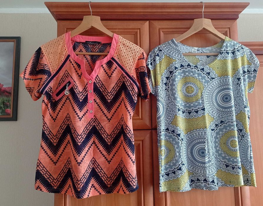 Bluzka damska, cena za 14 sztuk.