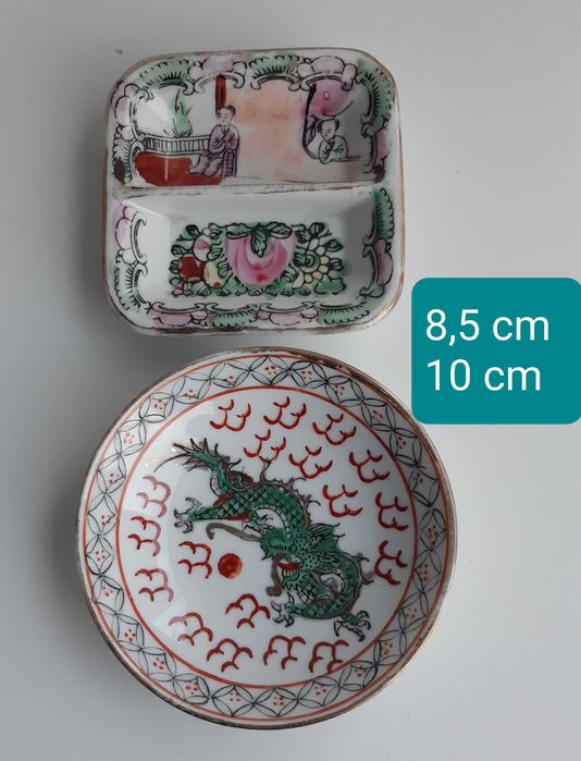 Duas Tacinhas Antigas em Porcelana Oriental