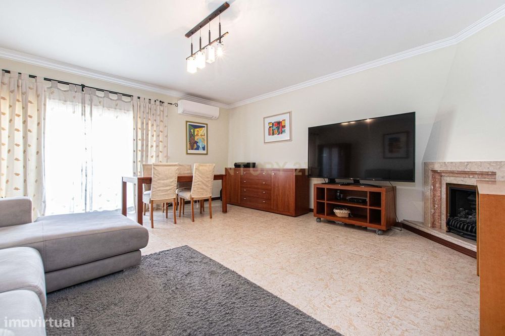 Apartamento T3 Santa Iria de Azoia para arrendamento