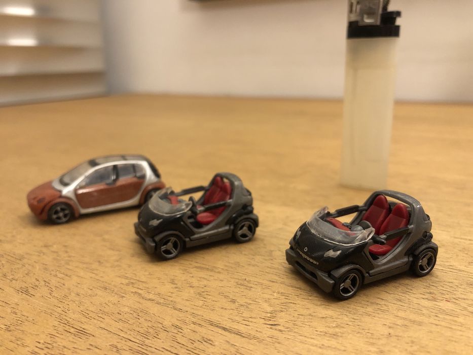 Carros miniatura:  2 Smart crossfire e 1 Smart ForFour / 5€ cada