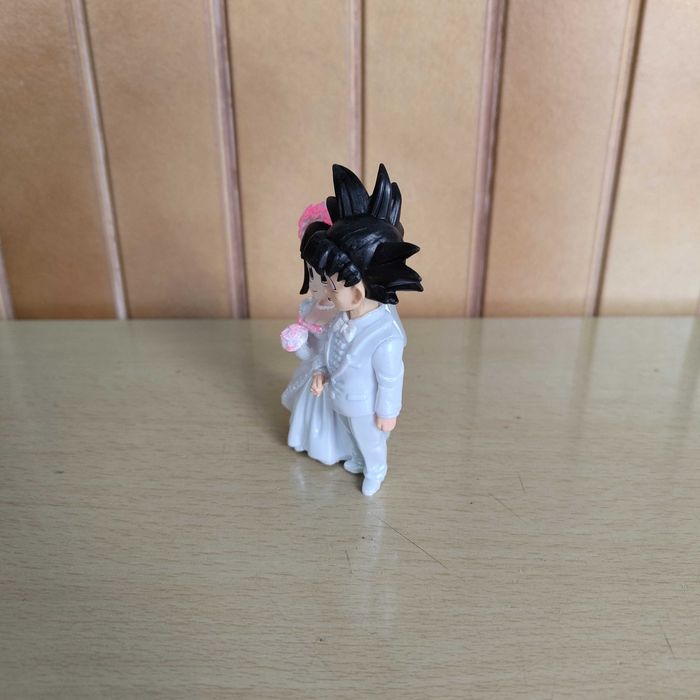Figura Casamento Son Goku e Kika Dragon Ball