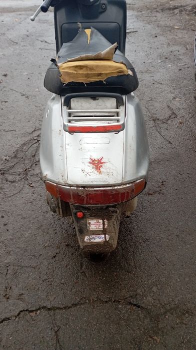 продам Скутер Хонда лід 90 на розбор або цілком