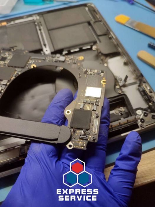 Ремонт материнских плат ноутбука. Сложный ремонт ноутбуков в Одессе