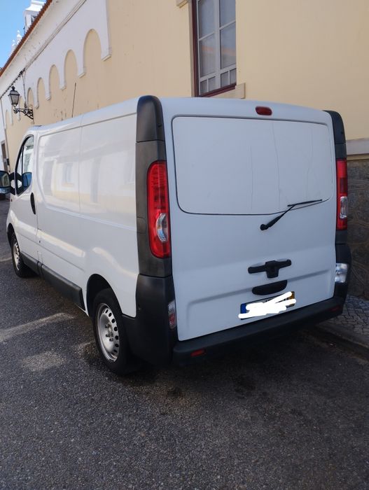 Opel Vivaro 2010 impecável