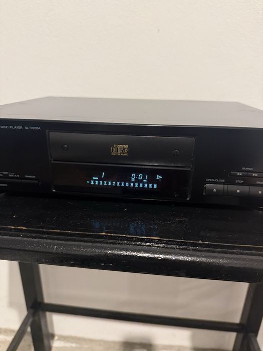 Vendo Leitor de CDs Technics SL-PJ28A