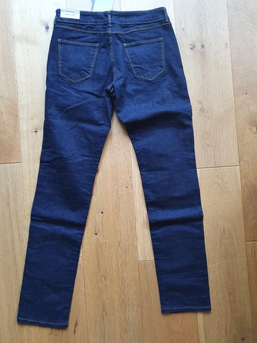 Nowe jeansy Reserved 27/32