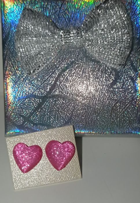 Nowe kolczyki serca różowe brokatowe błyszczące ze stali nierdzewnej