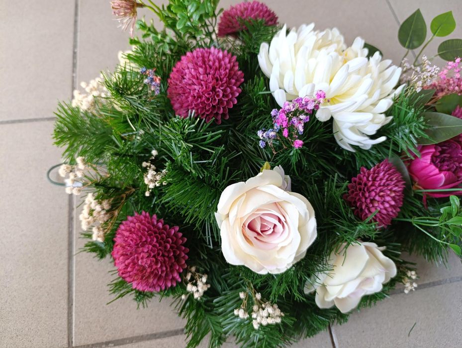 Komplet wiązanka stroik sztuczne kwiaty kompozycja na grób cmentarz