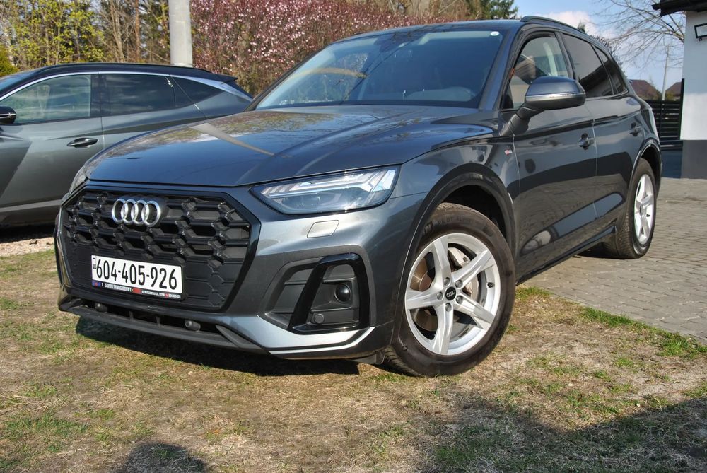 Audi Q5 S LINE Webasto rude skory