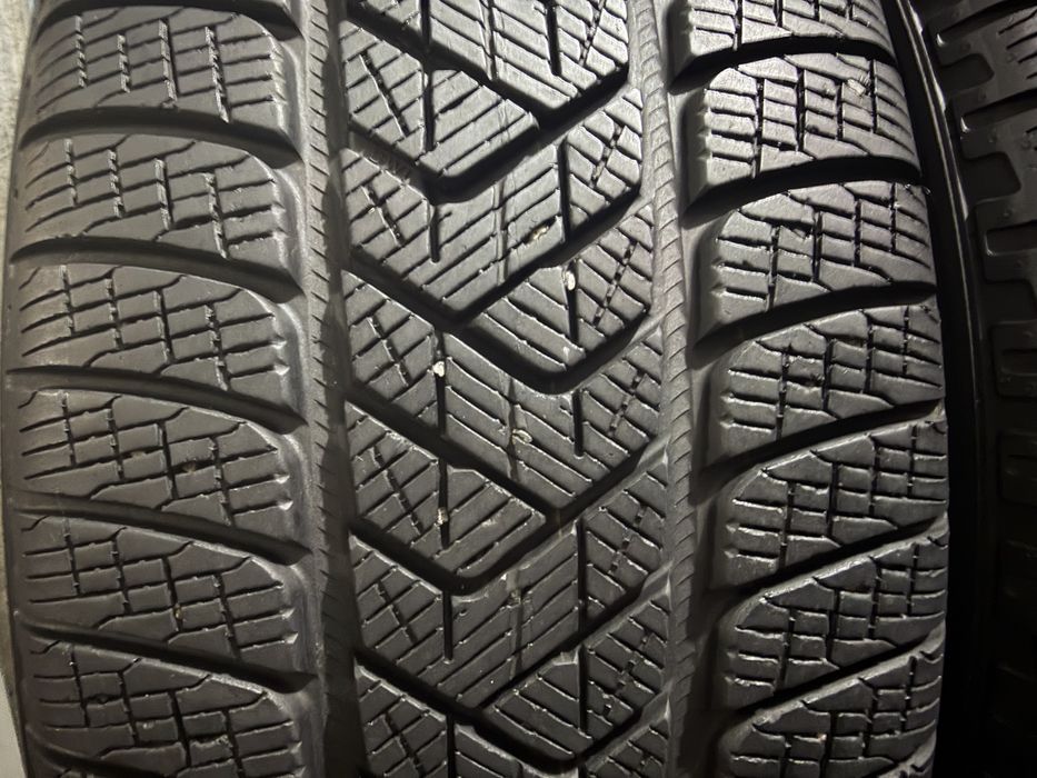 235/50 r 20 Pirelli 4шт.