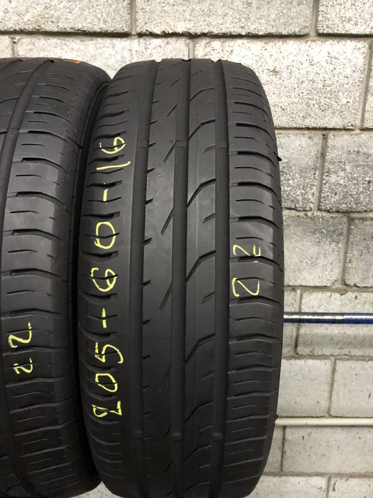 Літні шини 205/60 R16 (96H) CONTINENTAL