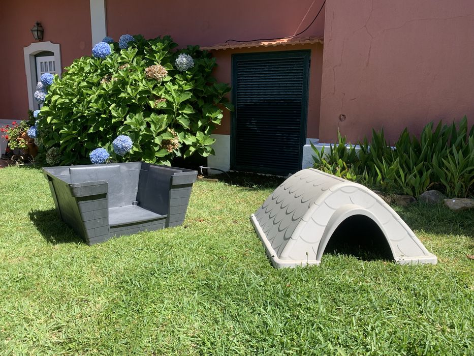 Casota de plástico Happy Home para cães