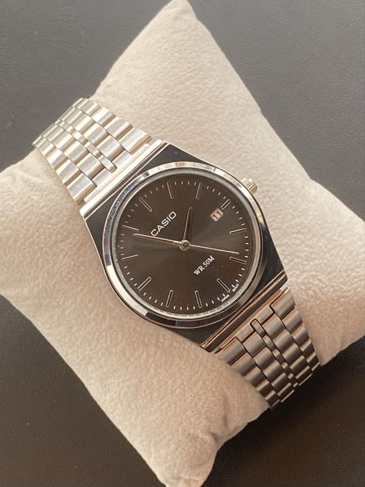 Minimalistyczny zegarek Casio MTP-B145 czarny