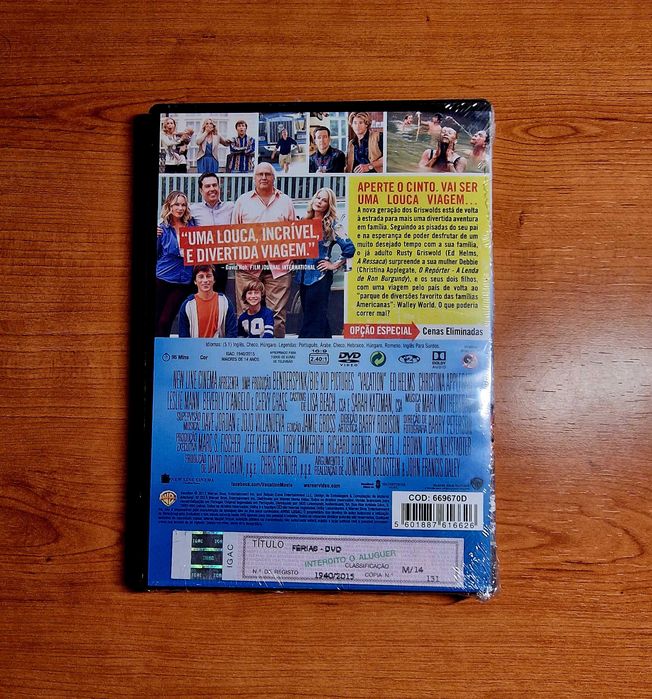 FÉRIAS (Ed Helms/Christina Applegate/Chris Hemsworth) NOVO/SELADO