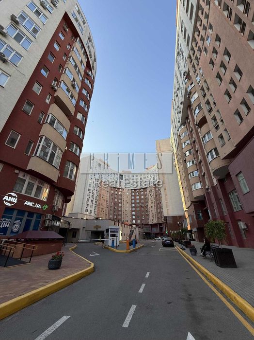 Продажа помещение без ремонта укрытие 650м2 Соломенский Ернста Федора