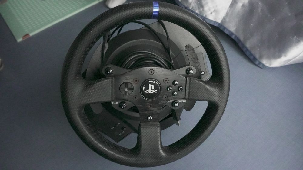 Thrustmaster T300RS