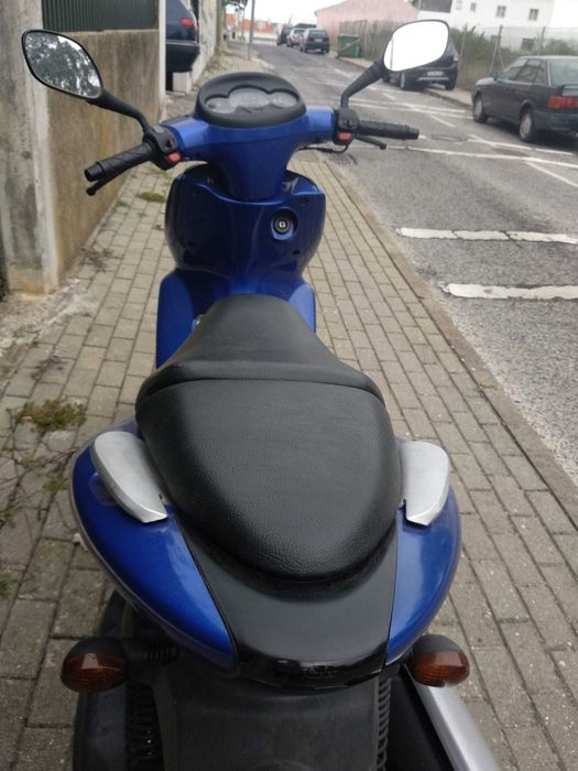 Yamaha Maxster 125cc (2001) – Impecável de Garagem