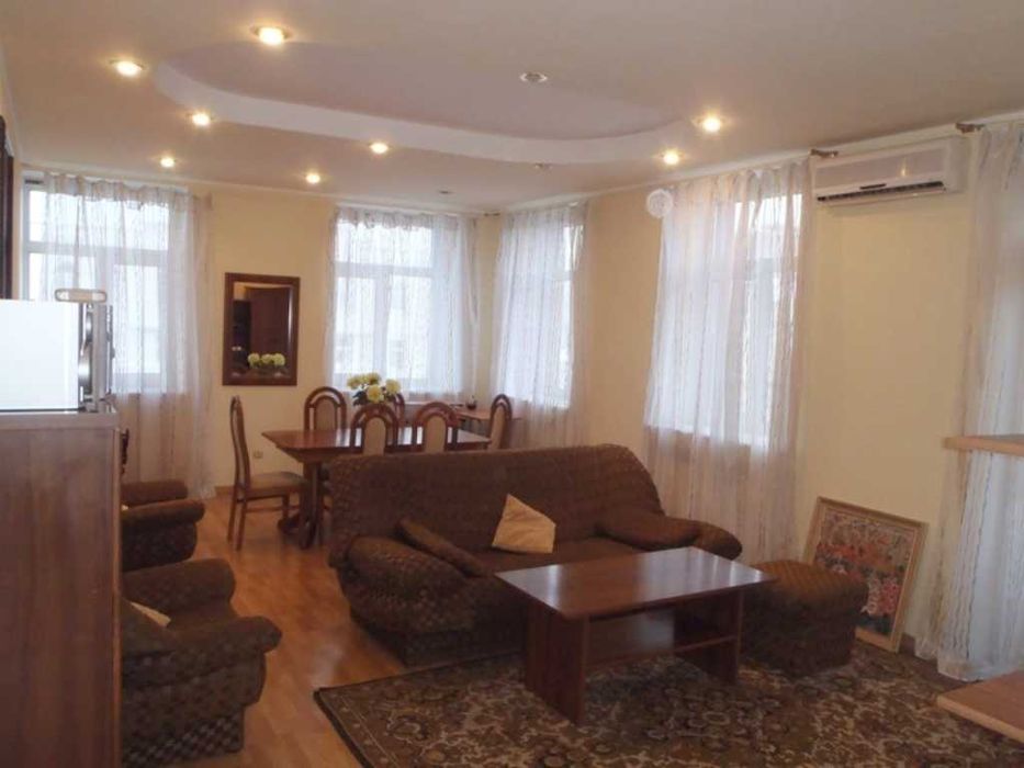 Здам 2-к. Метро Золоті Ворота - 5 хвилин пішки