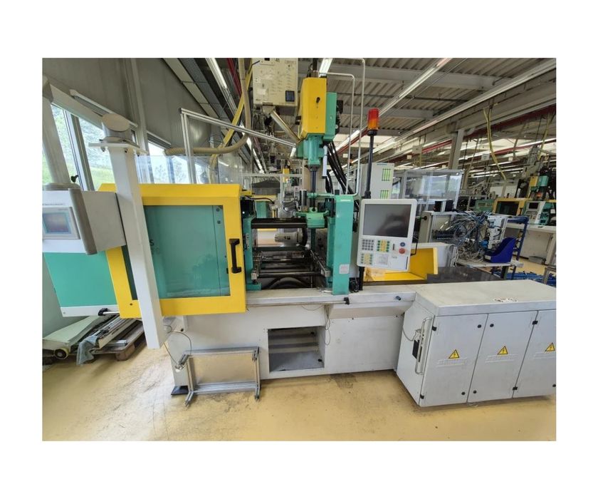 Wtryskarka Arburg Allrounder 370S-700-70 – 2010 (Sn: 214430)