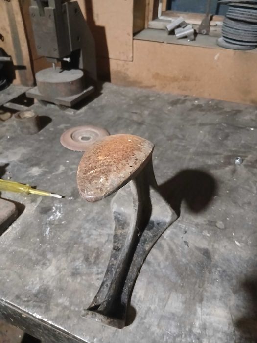 Лапа для ремонту обуві