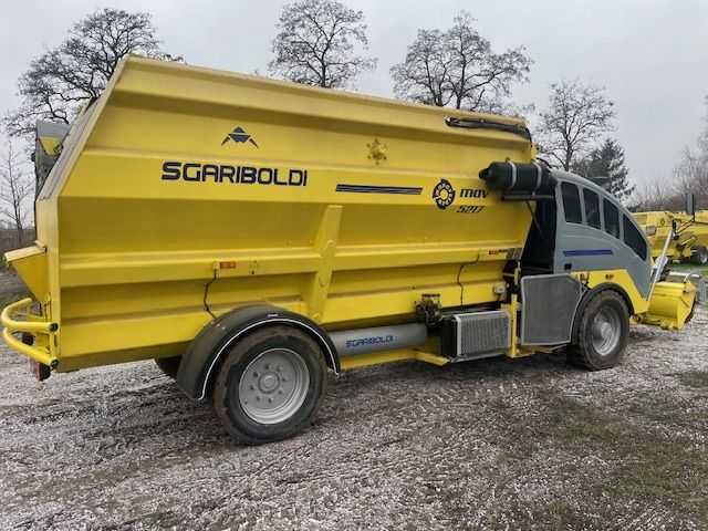 Samojezdny wóz paszowy paszowóz Sgariboldi MAV 5217