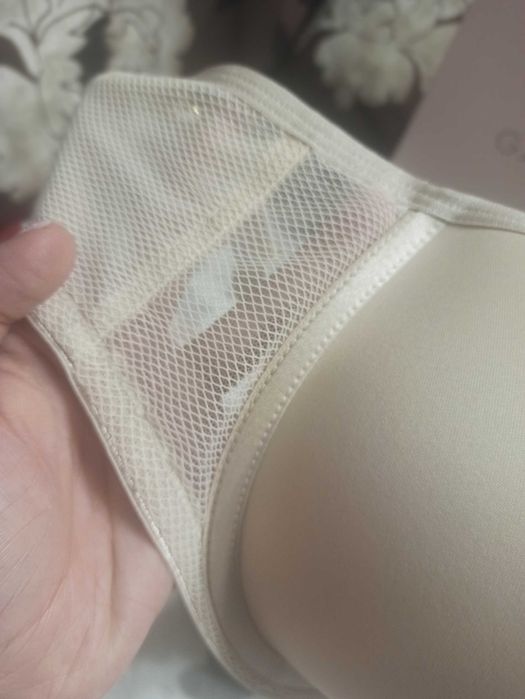 Бюстгальтер спейсер Gaia 70 H новий