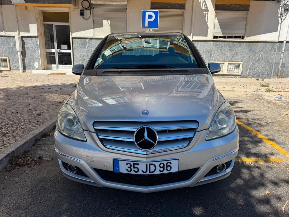 Vendo Mercedes B 180