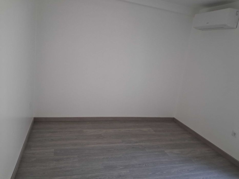 Arrendo T3 ou T1 Novo a 5 minutos do Ipb 550 euros