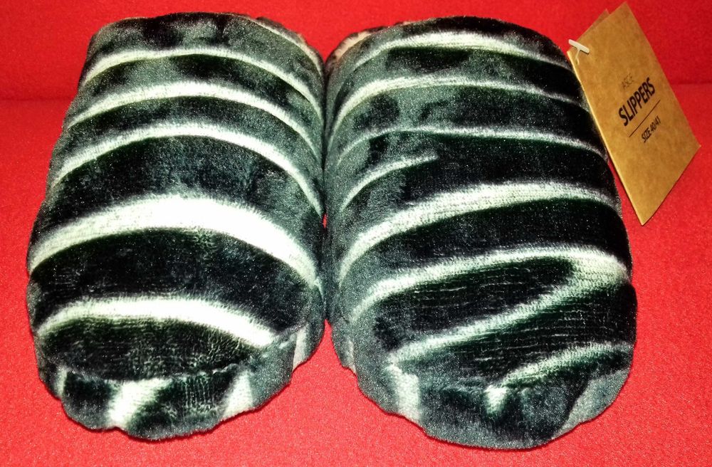 Modne, miękkie kapcie, tiger print 41