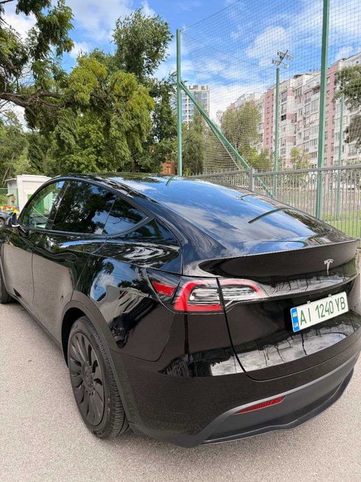 Tesla Model Y 2024 VIN 7SAYGDEE0RA246829 фото оголошення 7 з 18