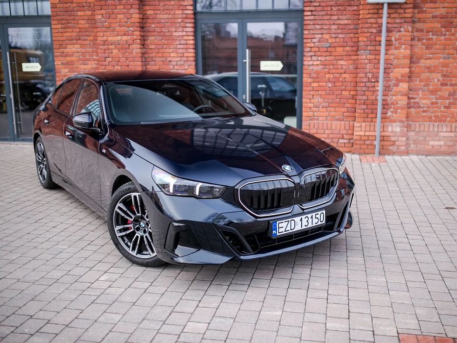 BMW Seria 5 BMW 520i Cena Netto 195000/Brutto 239850