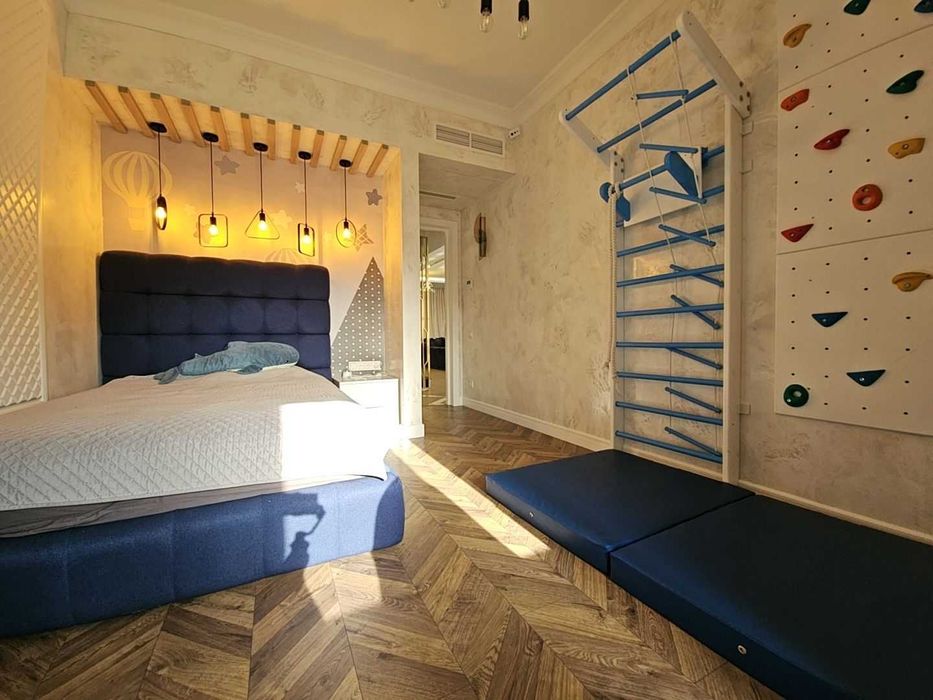 4 спальни, Терраса, Новый ремонт. Панорамный вид. Продам квартиру.