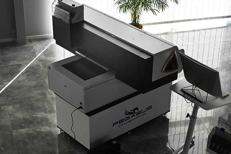 Drukarka UV Pegasus PRO MAX PLUS – Druk UV i DTF UV