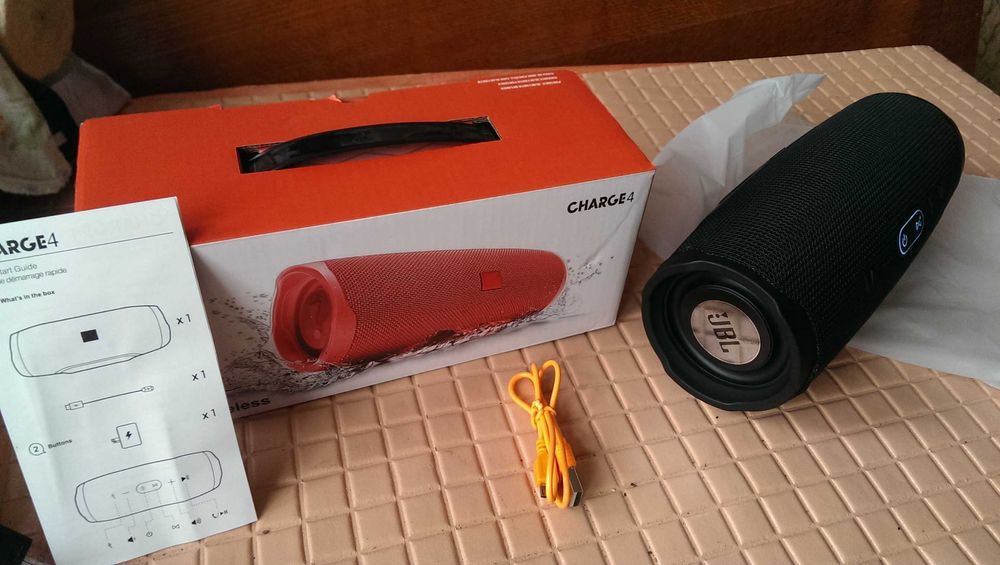 Портативная Bluetooth-колонка JBL Charge 4 с AUX, USB, SD, FM и Blueto