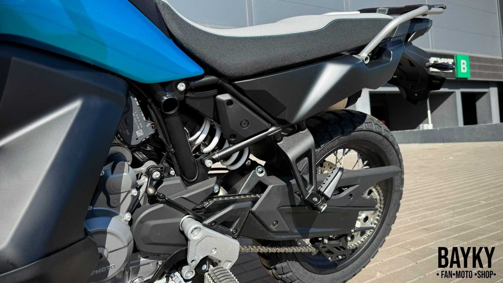 Мотоцикл CFMOTO 800MT-X