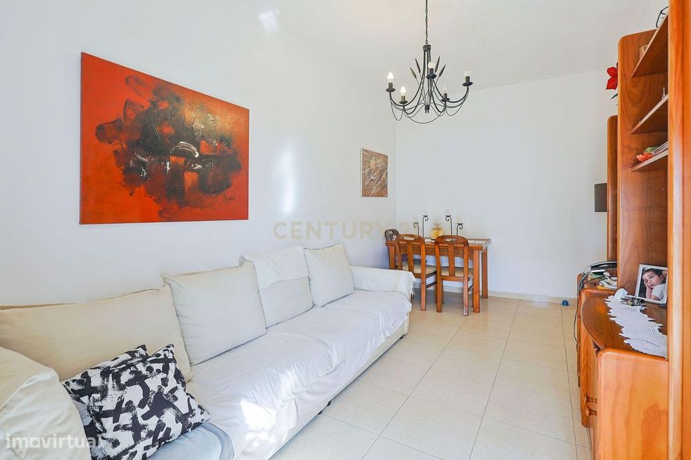Apartamento T3 com Varandas em Corroios — Corroios, Setúbal