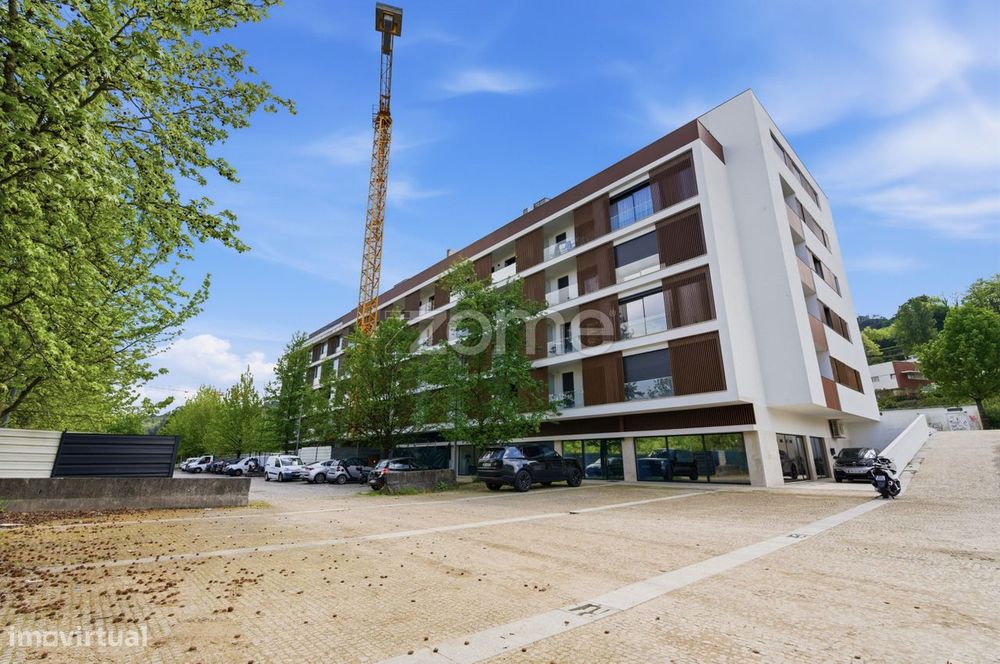 Apartamento T3 no Empreendimento Vessadas II, na Costa, Guimarães — Costa, Braga