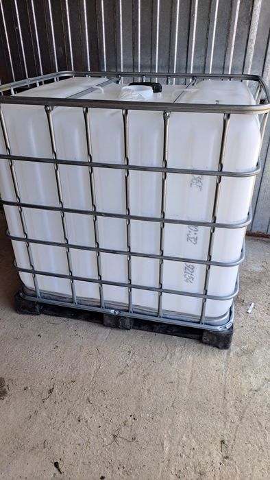 Zbiornik 1000l jak nowy