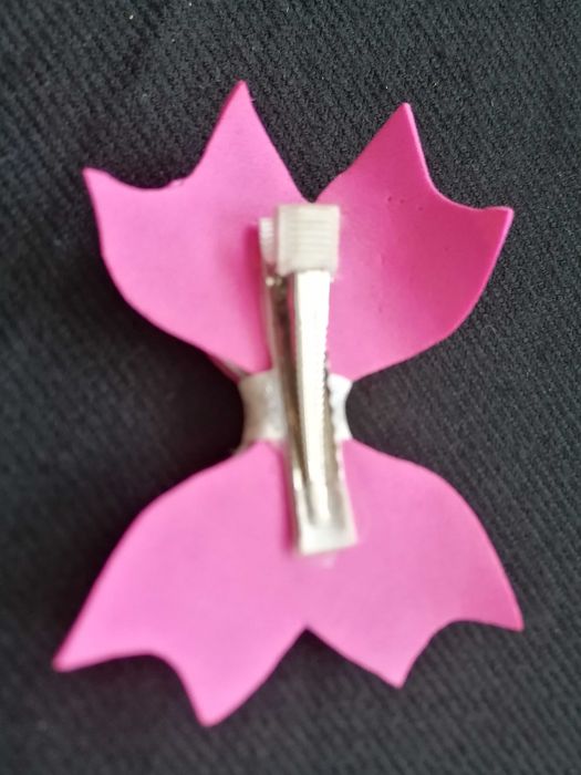 Zapinka do włosów złoto-czerwona kokarda z brokatem. Spinka